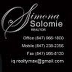 Meet your Posher, Simona